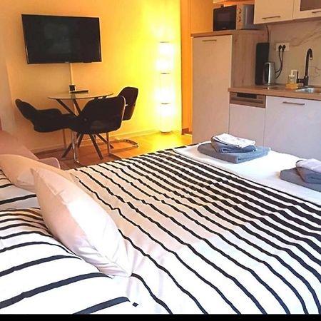 Studio Apartman Jordanovac Rebro, 300 M Od Bolnice Rebro ซาเกร็บ ภายนอก รูปภาพ